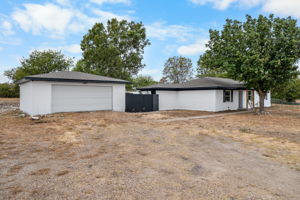 FRONT GARAGE