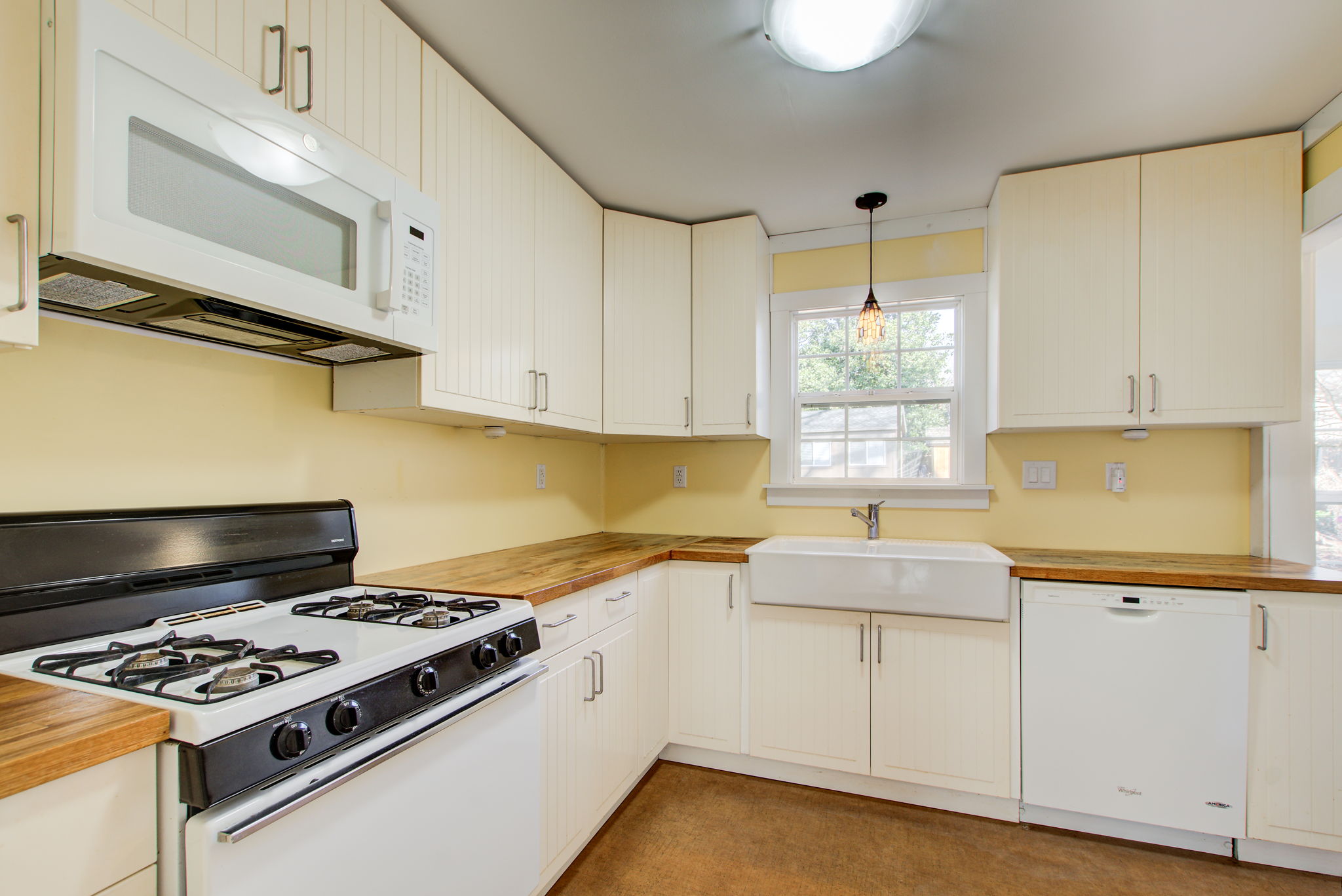 8 Kitchen B Detail