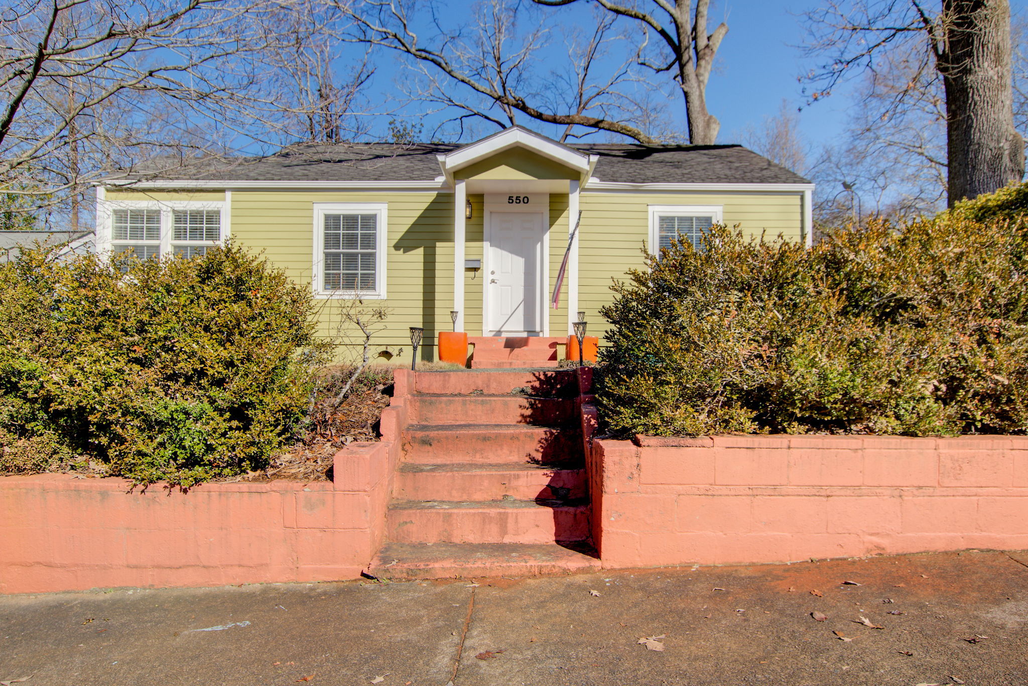 28 Exterior Front B