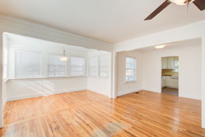 4 LR w Sunroom + Dining