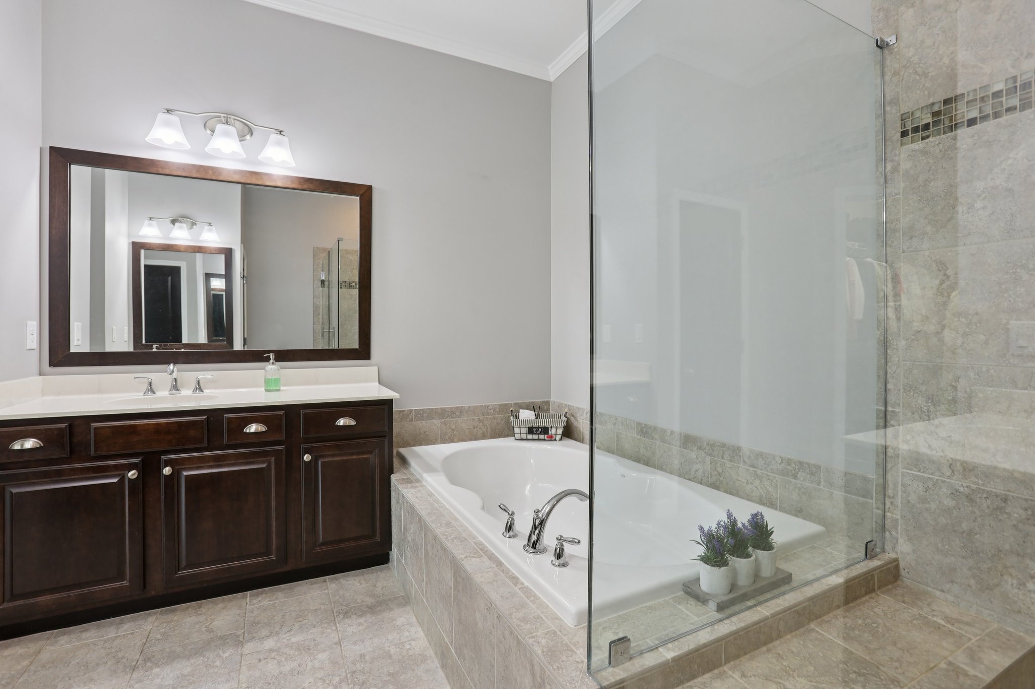 Micayne Cir SE-L1309-023.jpg