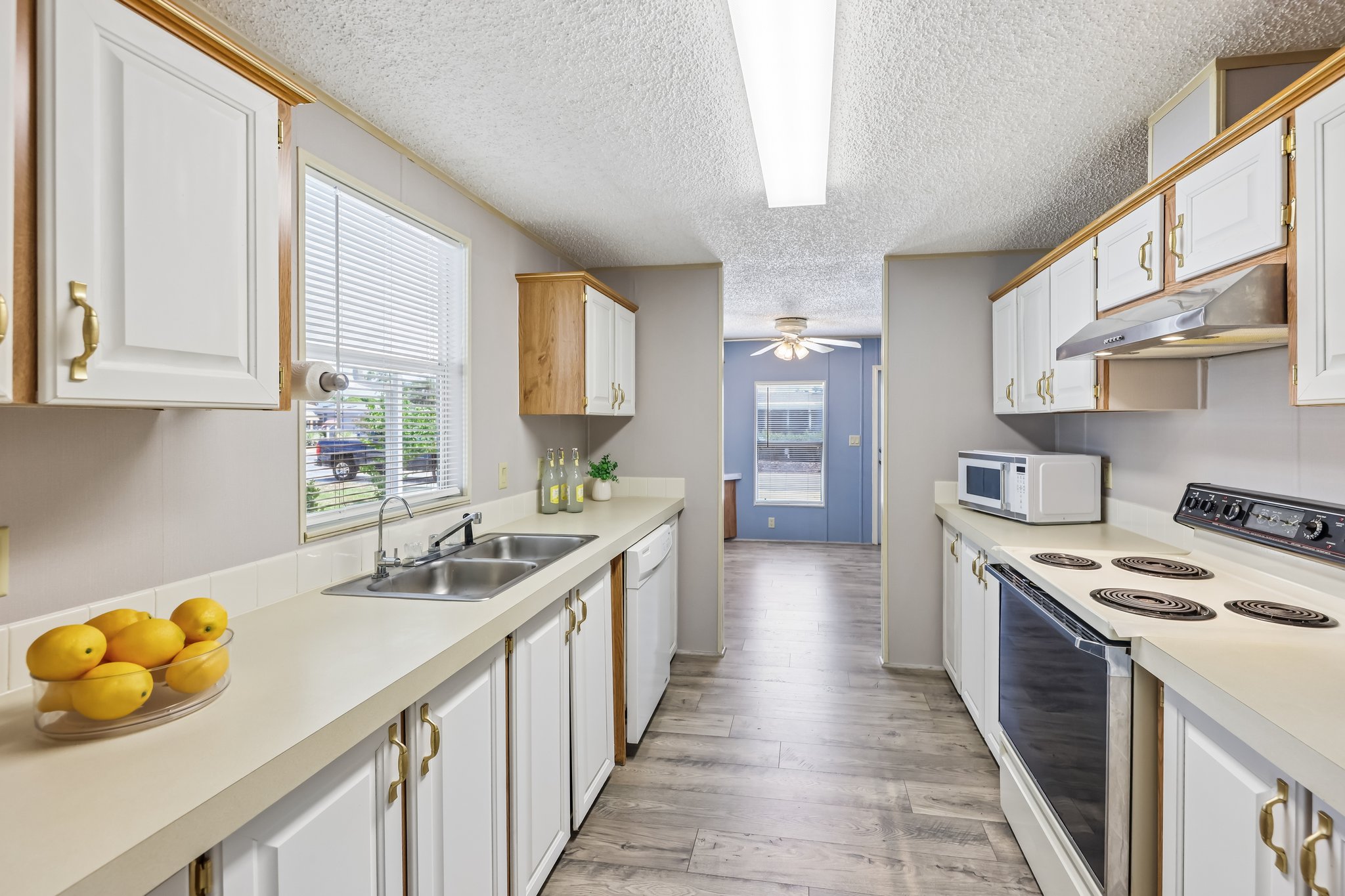 Saint Johns Rd-S2904-013.jpg