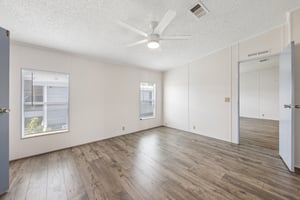 Saint Johns Rd-S2904-018.jpg