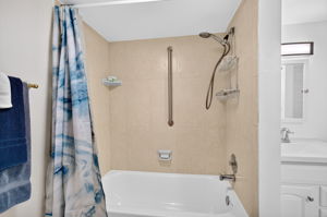  Photo 38