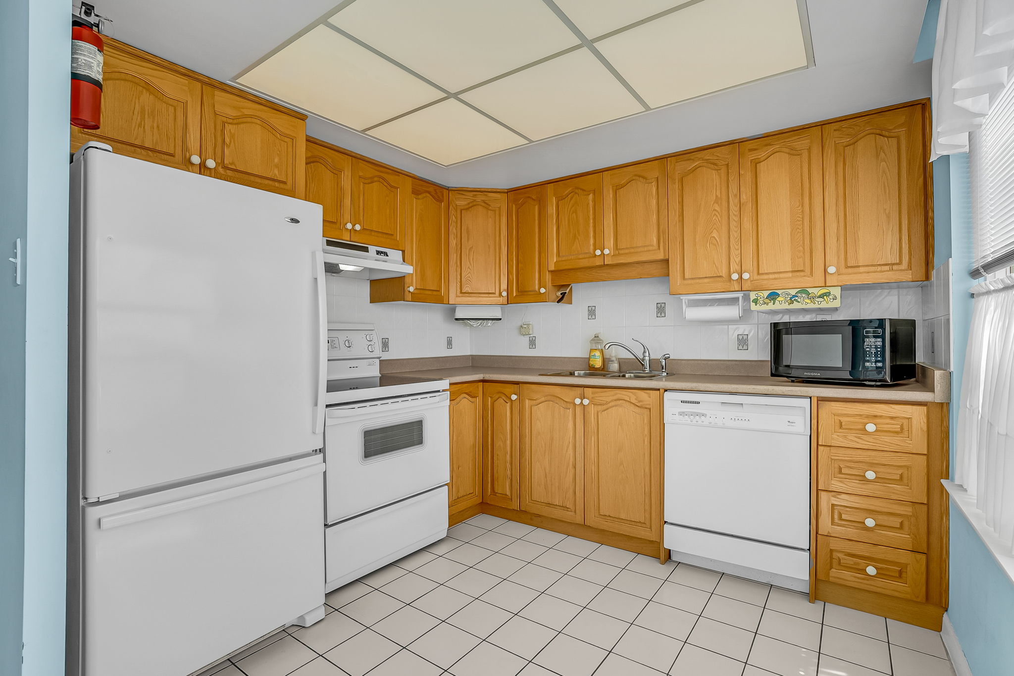 17-kitchen2