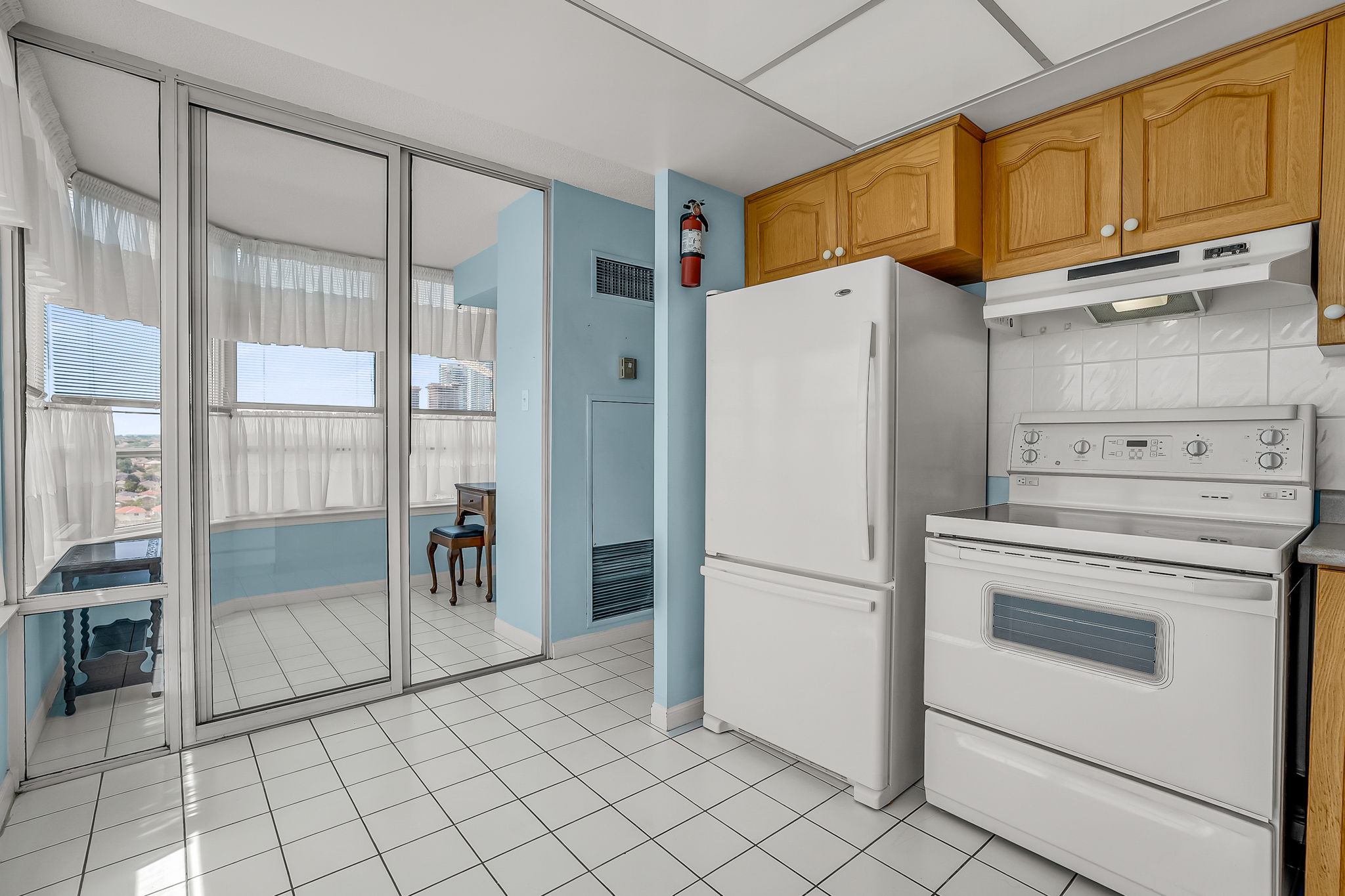 18-kitchen3