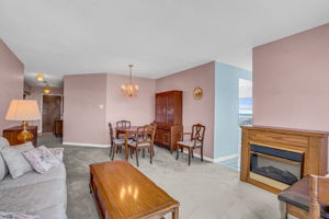 15-living room7