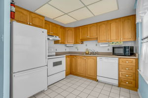 17-kitchen2