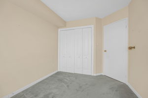 25-second bedroom4