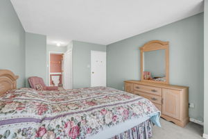 31-primary bedroom3