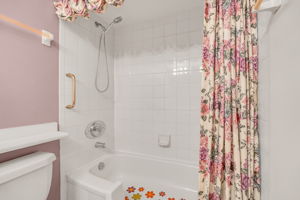 35-primary ensuite2