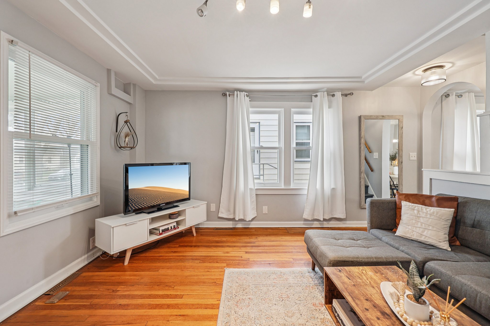 37th Ave-S1804-008.jpg