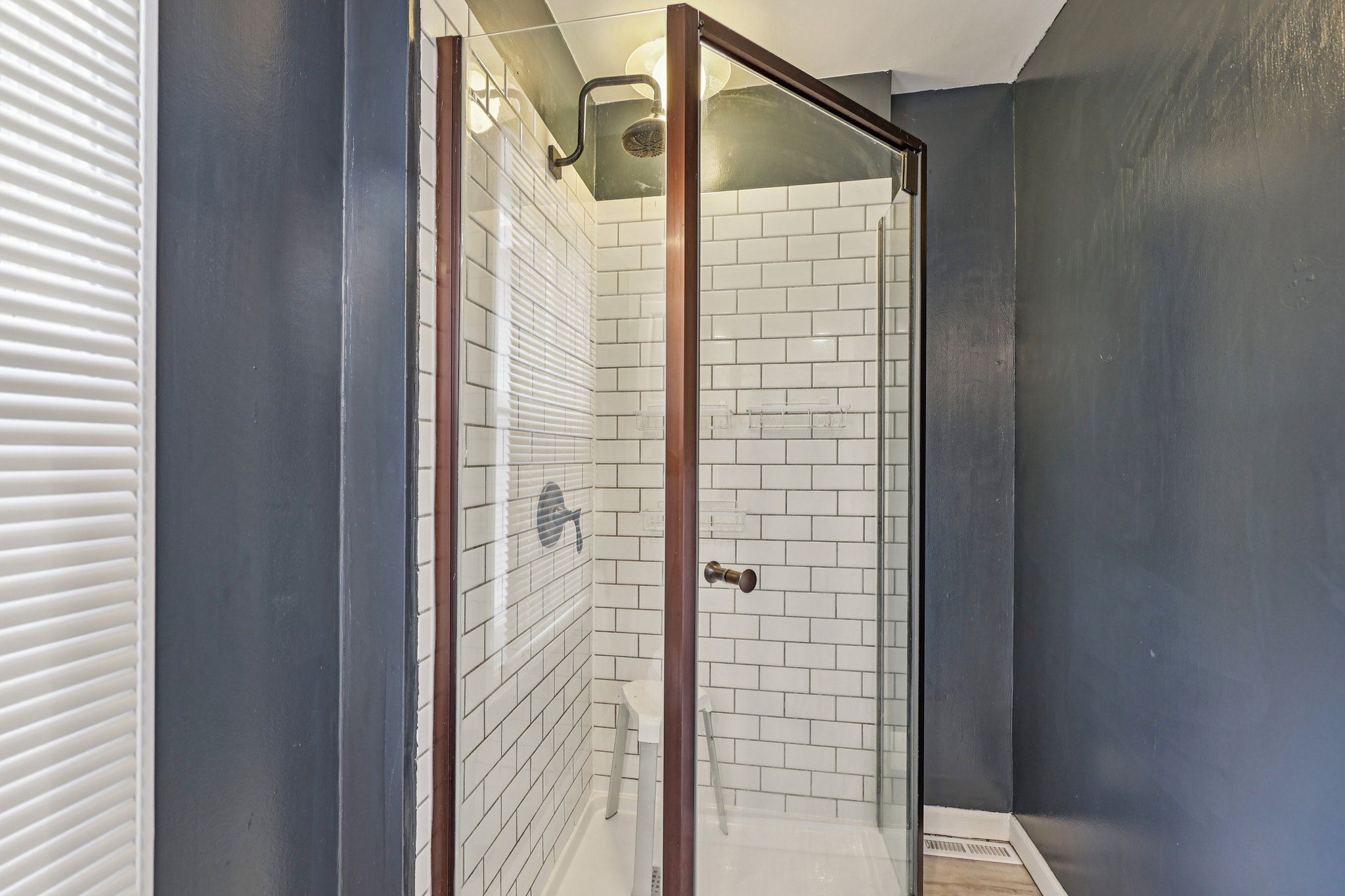 37th Ave-S1804-017.jpg