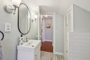 37th Ave-S1804-026.jpg