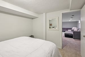 37th Ave-S1804-033.jpg