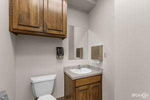  Photo 46