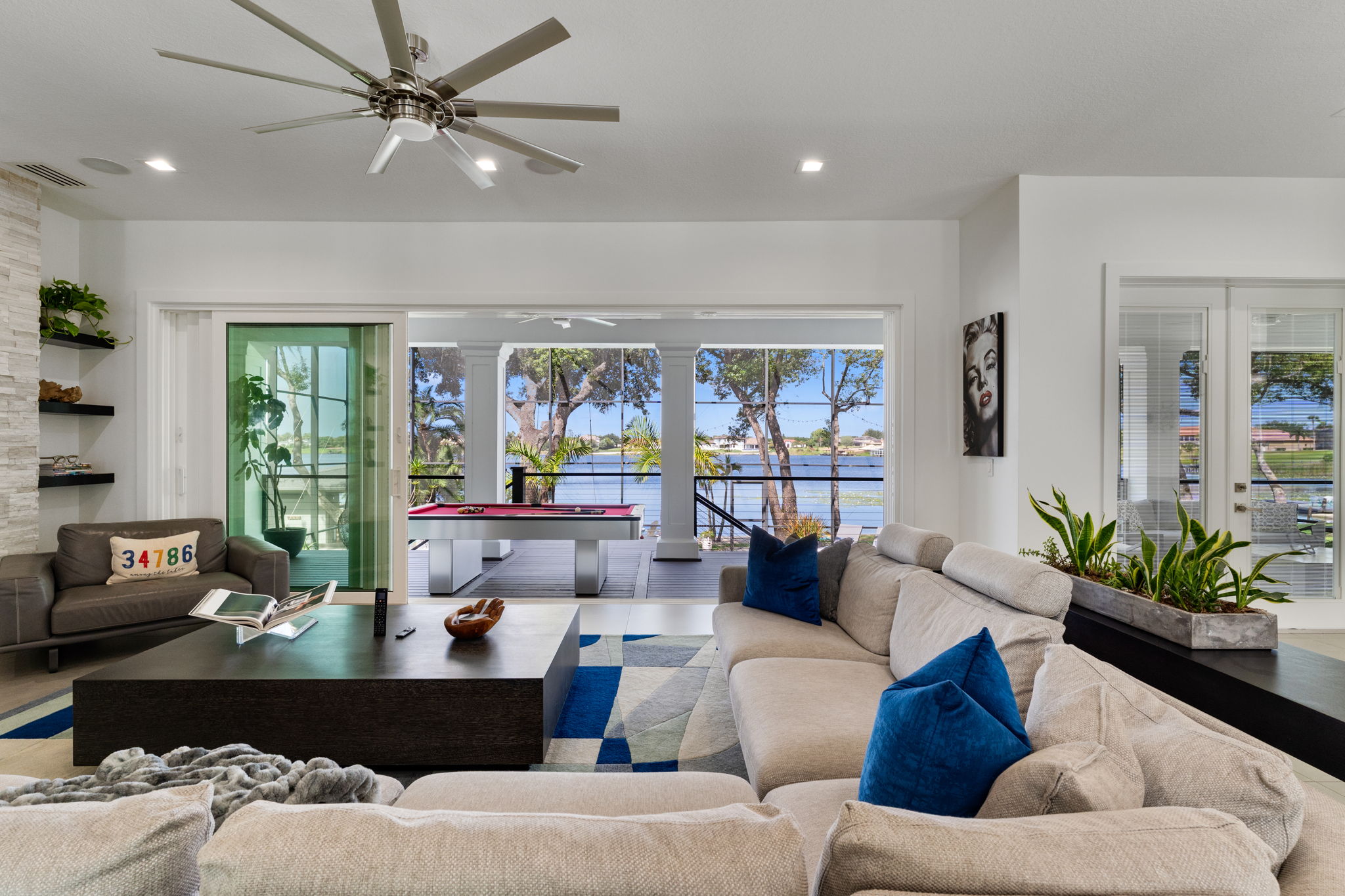 1st Floor Living Room