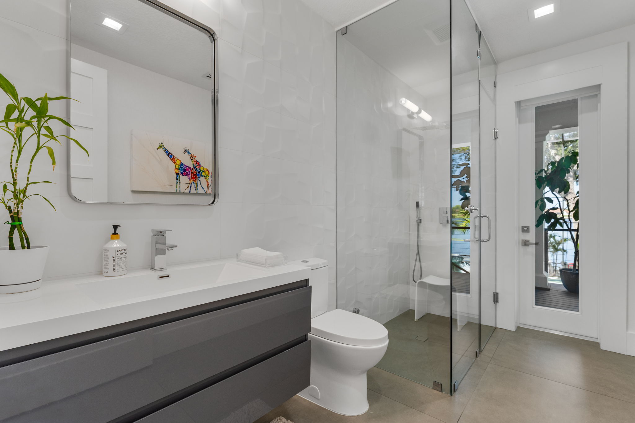 Lower Level Pool Bathroom w/Steam Shower