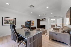 Flex Room above the garage