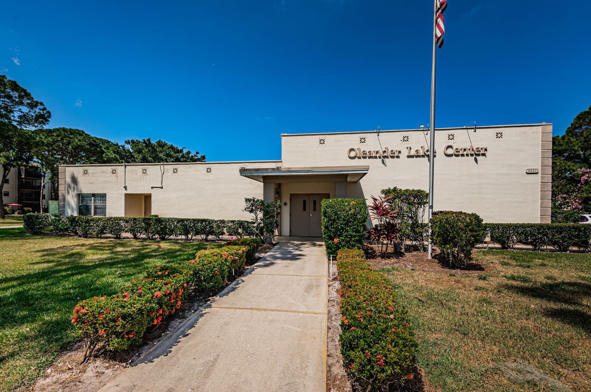 Oleander Lake Center9