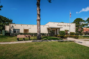 Oleander Lake Center1