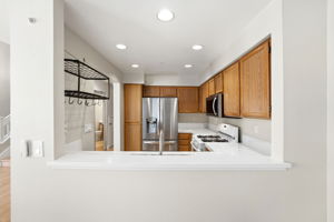  Photo 16