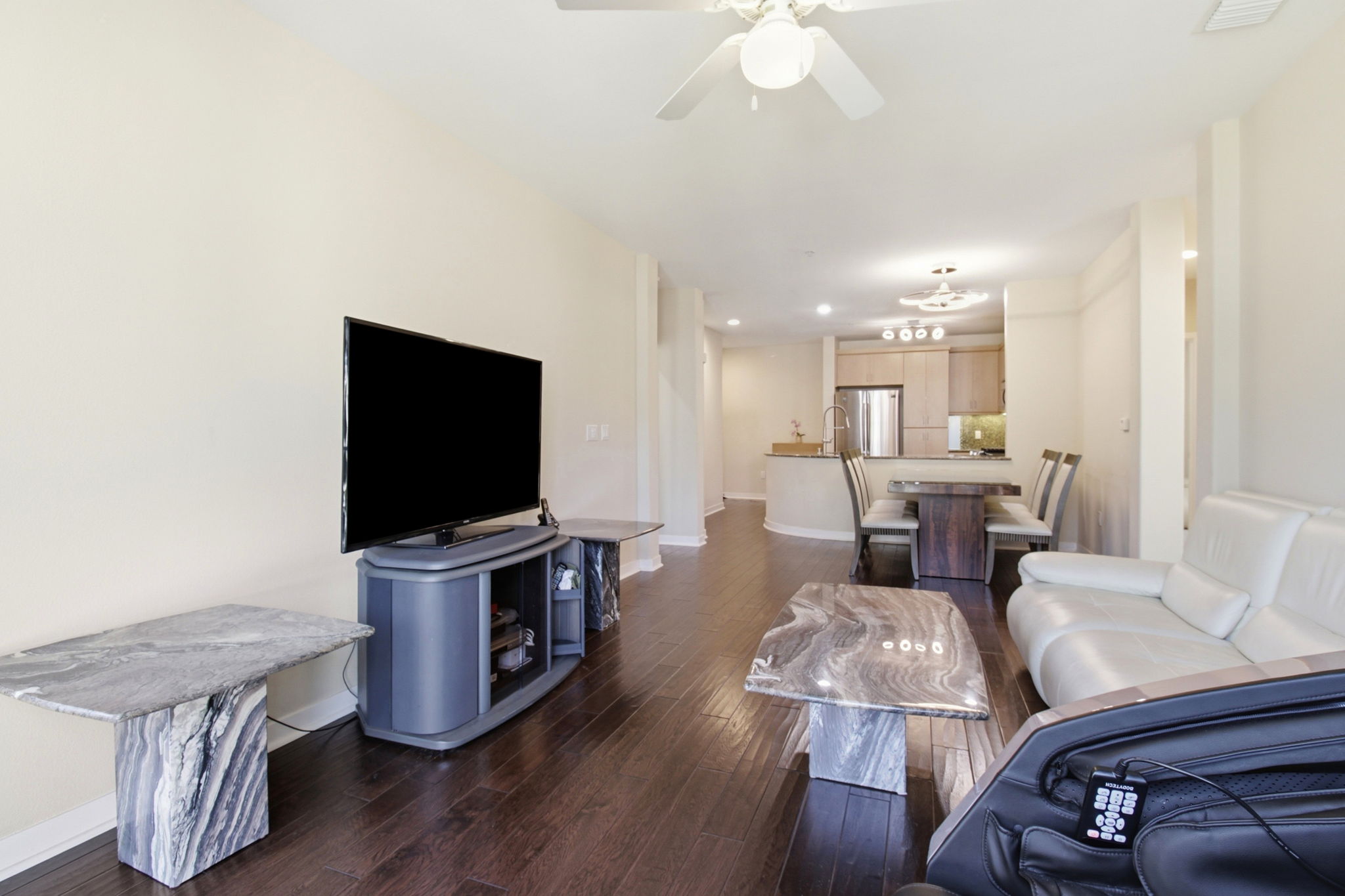 005_F8_5501 DeMarcus Blvd 508