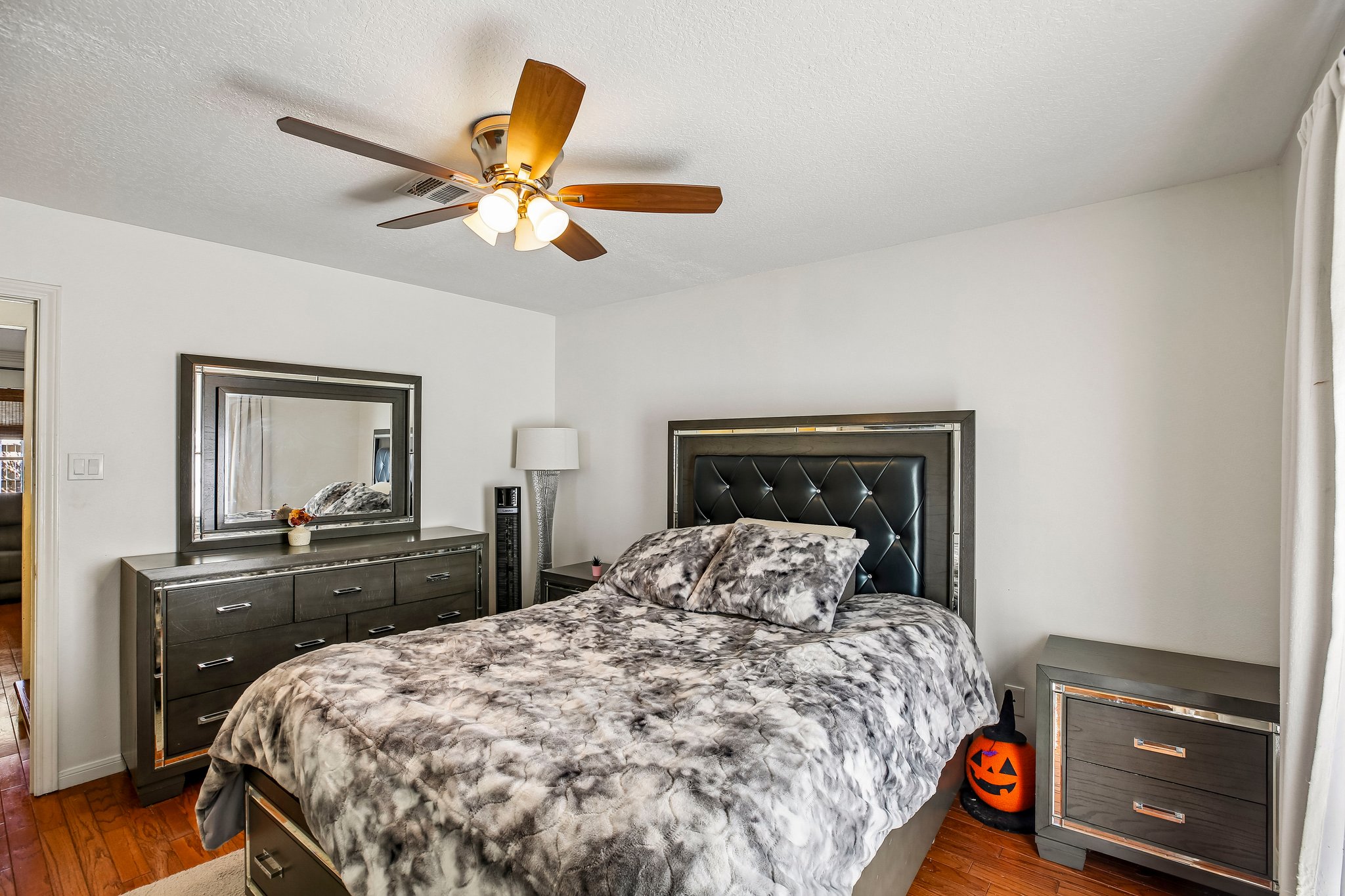 Pecos St-S1510-013.jpg