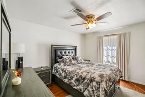 Pecos St-S1510-012.jpg