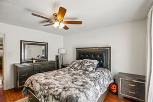 Pecos St-S1510-013.jpg