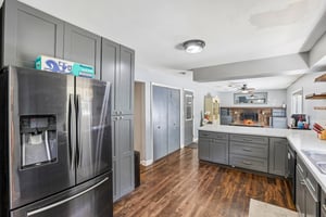 Yeager Ct-S2909-015.jpg