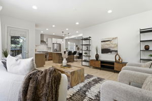 010_F8_5503 Southcrest Way