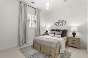 017_F8_5503 Southcrest Way