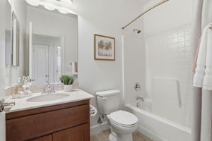 025_F8_5503 Southcrest Way