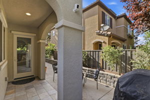 030_F8_5503 Southcrest Way
