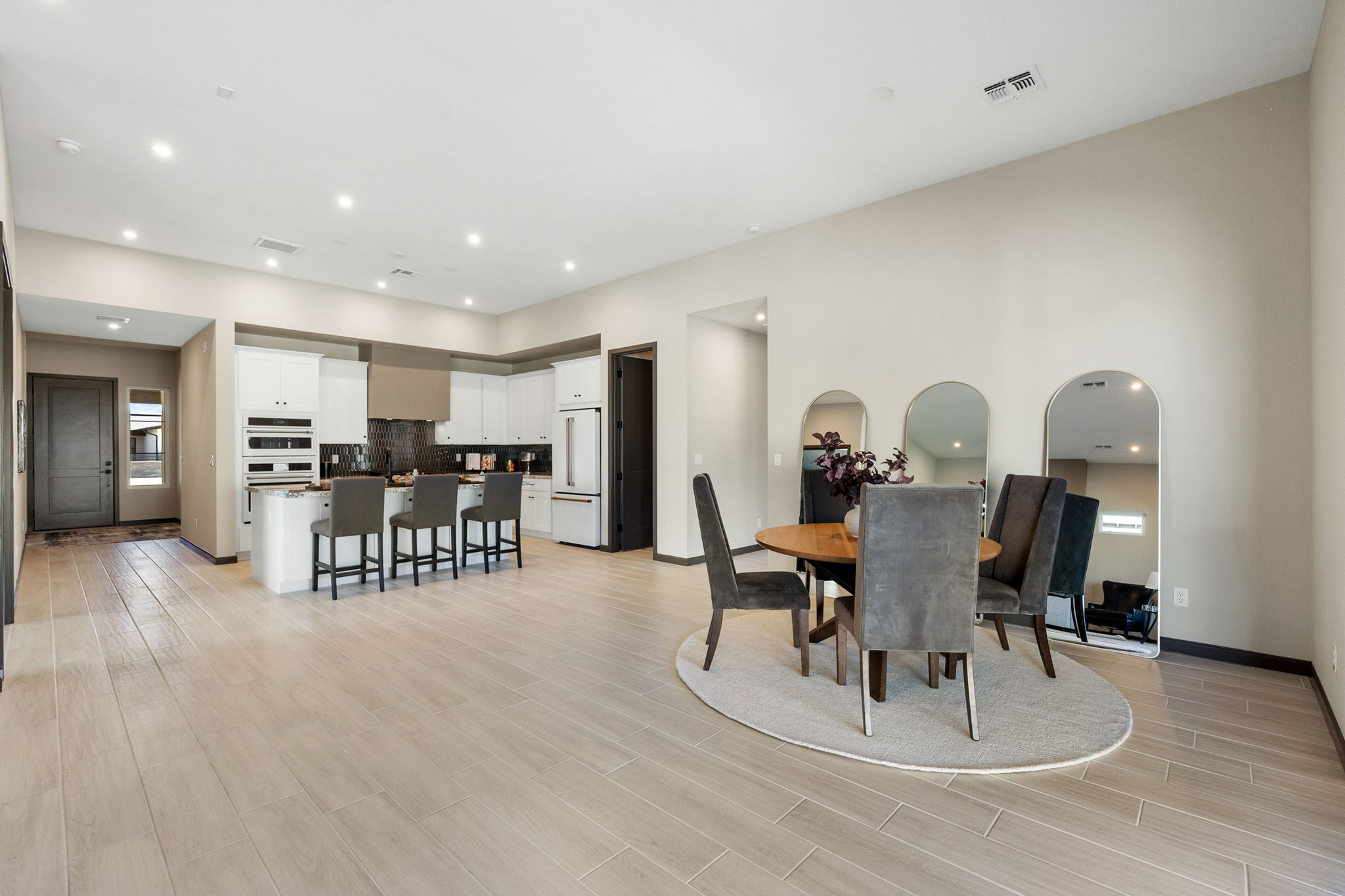 Dining Room to Kitchen