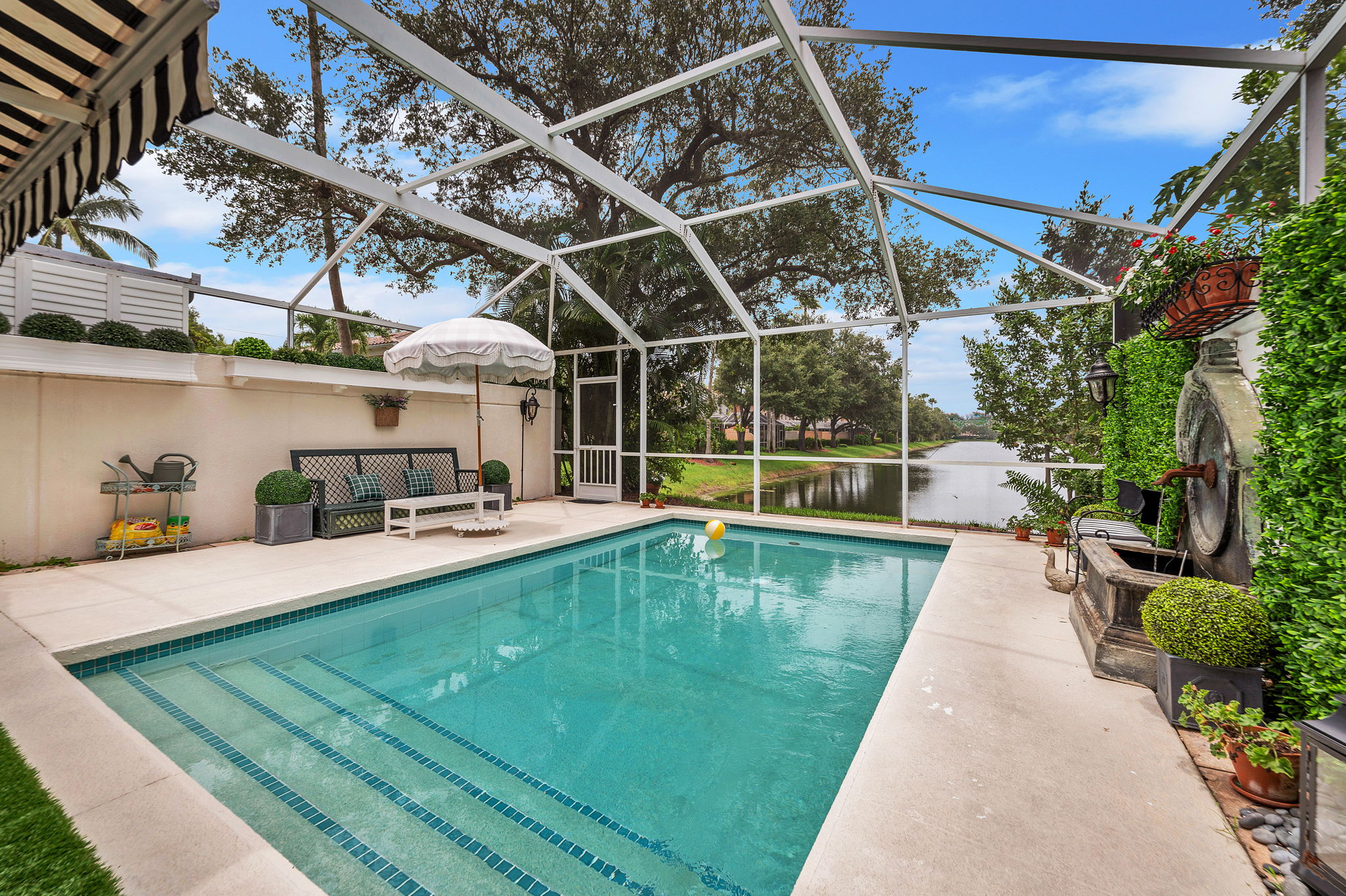 Lanai - Pool - Lake view 2