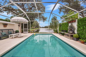 Pool - Lake View