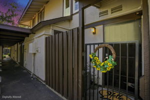  Photo 0