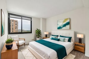 014 virtually staged.jpeg