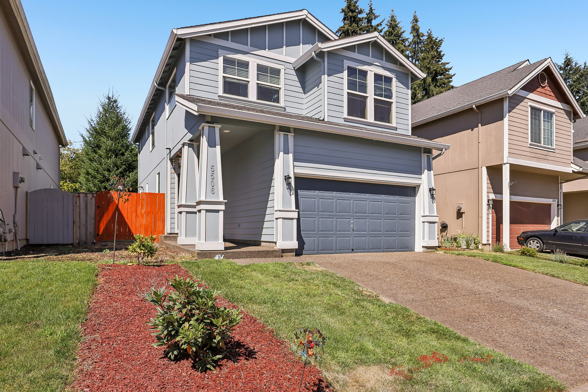 NE 44th St-S0108-004.jpg
