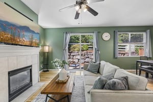 NE 44th St-S0108-018.jpg