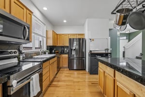 NE 44th St-S0108-034.jpg