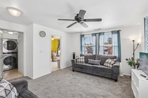 NE 44th St-S0108-059.jpg