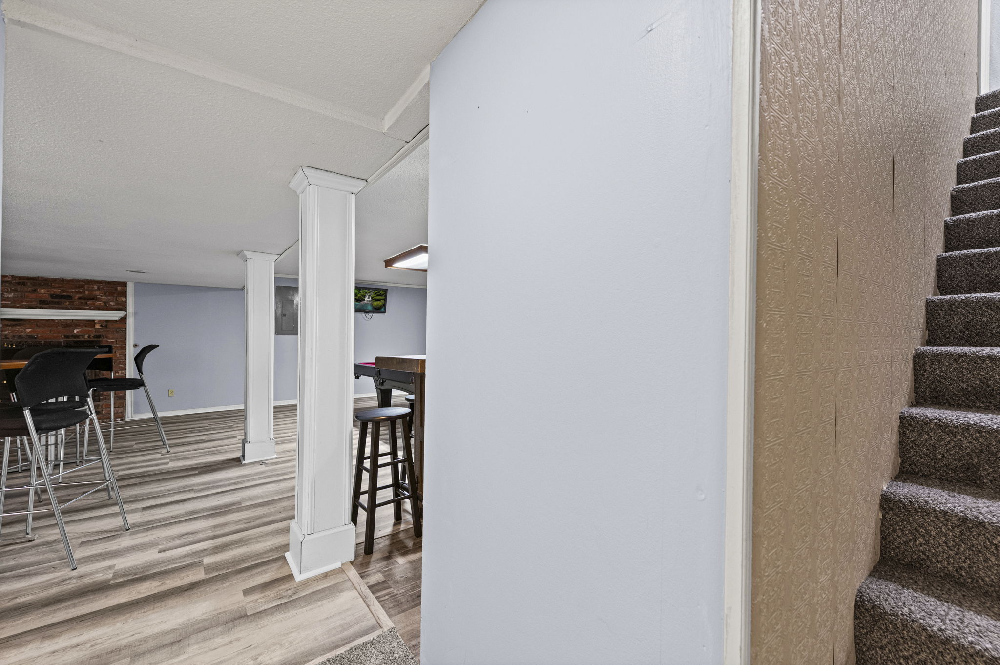  Photo 36