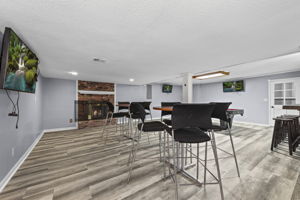  Photo 37
