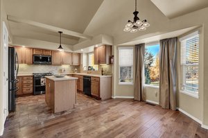 Kitchen with an adjacent eat-in area with bay window!