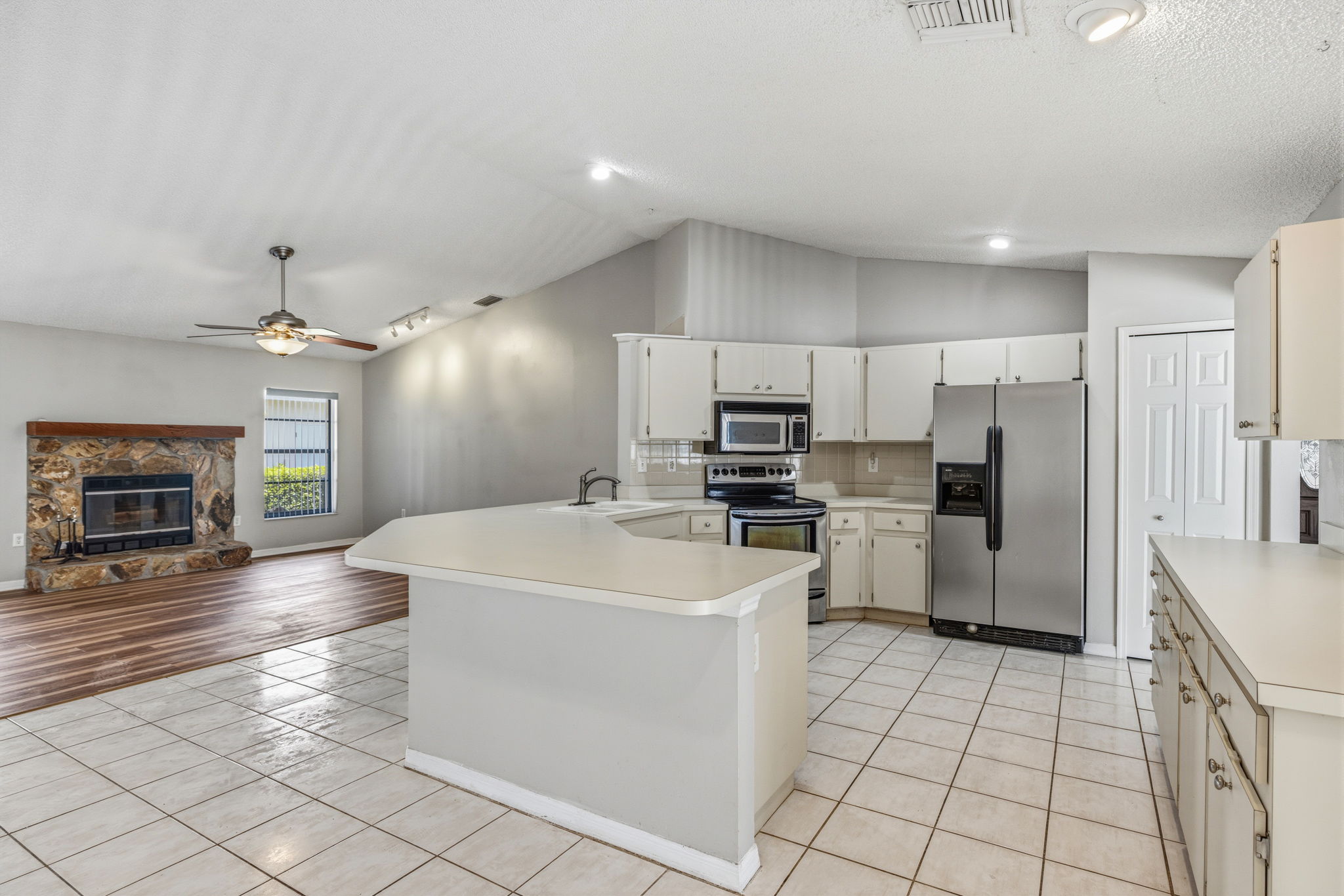 11 - 5507 El Cerro Dr, New Port Richey, FL 34655