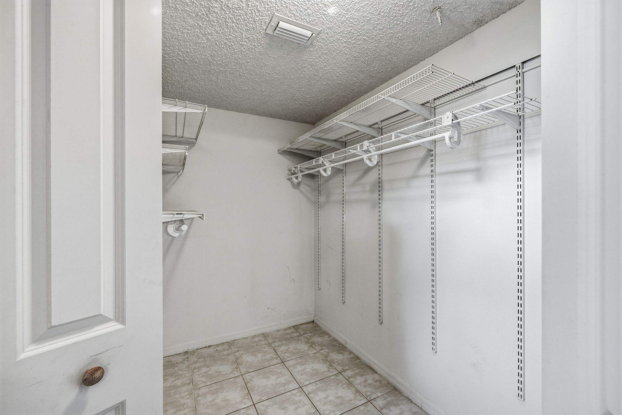 24 - 5507 El Cerro Dr, New Port Richey, FL 34655