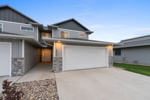  Photo 45